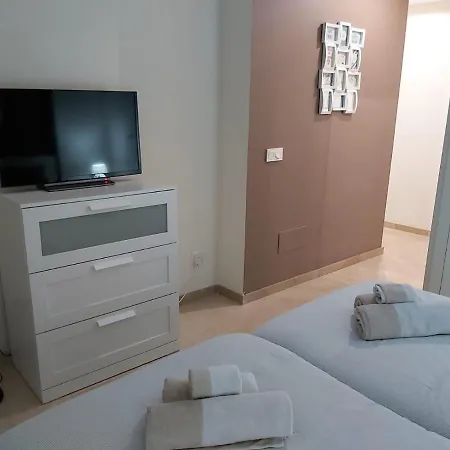 아파트 Grosse , Spanien, Andalusien, Costa Del Sol, Sabinillas, Duquesa, Manilva Mit Pool